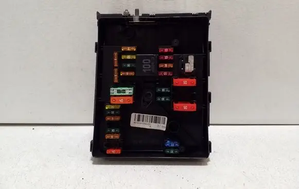 Audi Q3 8U Fuse module 1K0937125D 1K0937629A