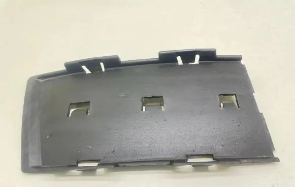 Audi A4 S4 B7 8E 8H Front bumper mounting bracket 8E0807152A