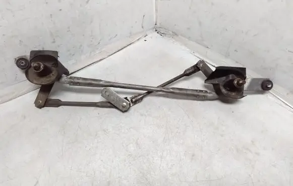 Front wiper linkage