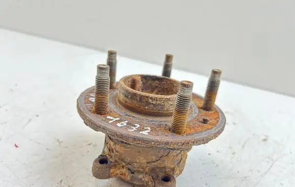 Opel Zafira C Rear wheel ball bearing 