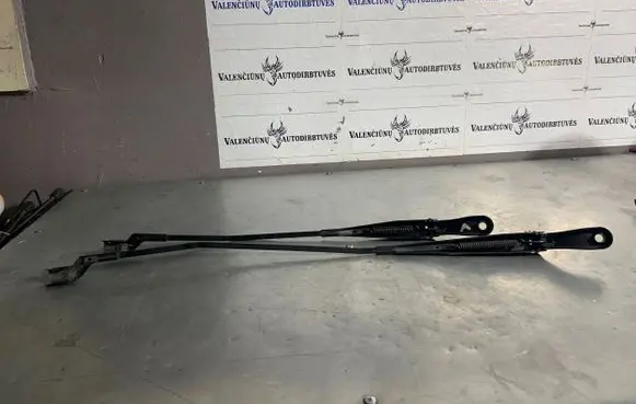 Citroen Berlingo Front wiper blade arm 9682974380 9682974780