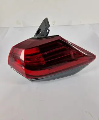 Nissan X-Trail T32 Rear/tail lights 22023746