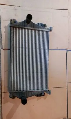 Audi A8 S8 D2 4D Intercooler radiator 4D0145805B 1556133