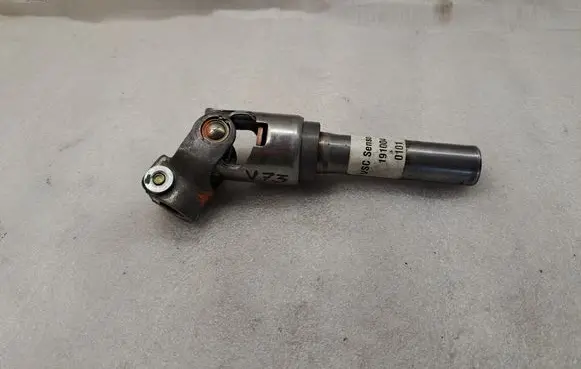 Toyota Corolla Verso AR10 Steering column universal joint 452600F021