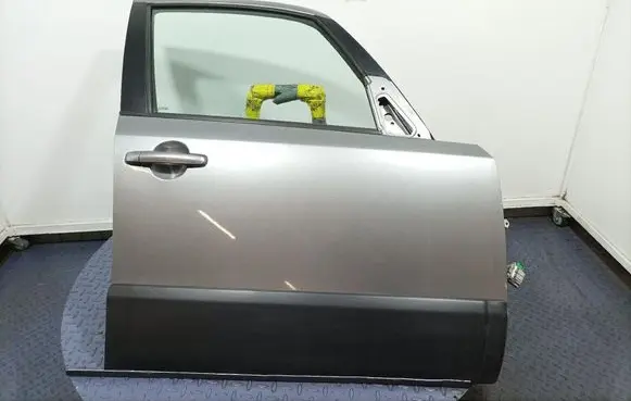 Fiat Sedici Front door 