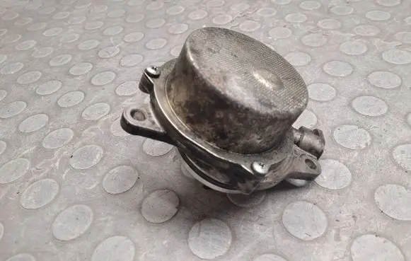 BMW 7 E65 E66 Vacuum pump 7791232