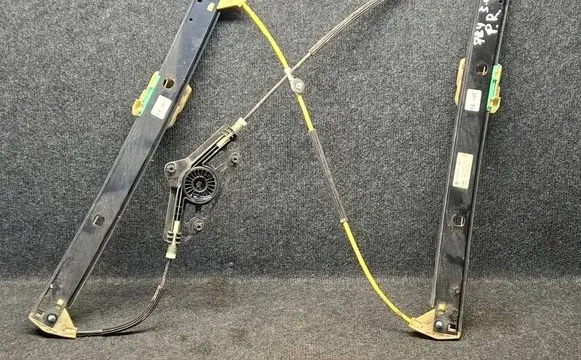 Skoda Octavia Mk3 (5E) Front window lifting mechanism without motor 5E0837462