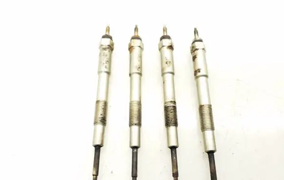 Mazda 6 Glow plug K4238R2AA18601 R2AA18601
