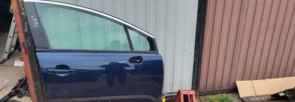 Peugeot 3008 I Front door KPSC