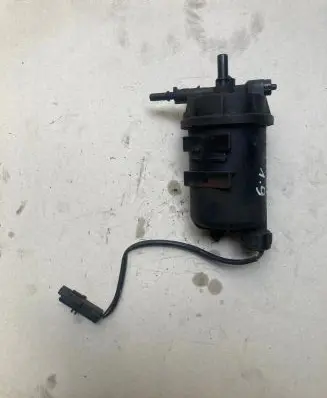 Suzuki Grand Vitara II Fuel filter housing 