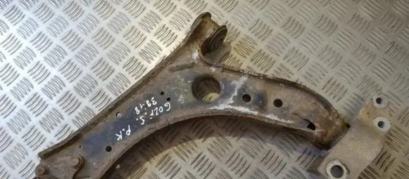 Volkswagen Golf V Front lower control arm/wishbone