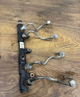 Renault Master III Fuel main line pipe 175217543R 28325360 H8201257