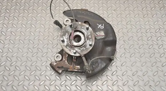 Mazda 3 II Front wheel hub 