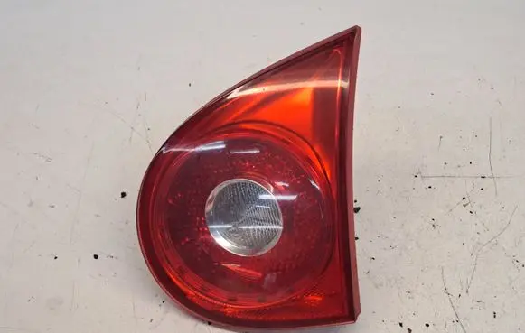 Volkswagen Golf V Tailgate rear/tail lights 1K6945094E