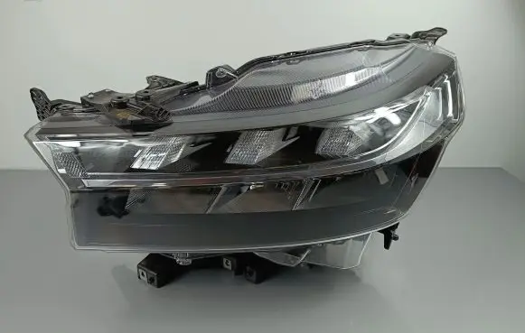 Suzuki SX4 S-Cross Headlight/headlamp 000536312L