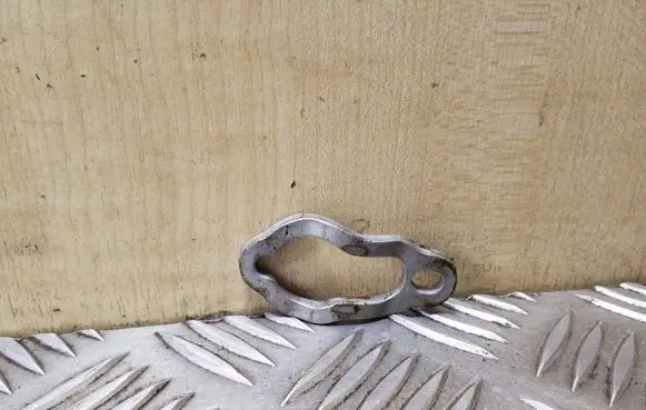 Volvo XC60 Fuel Injector clamp holder