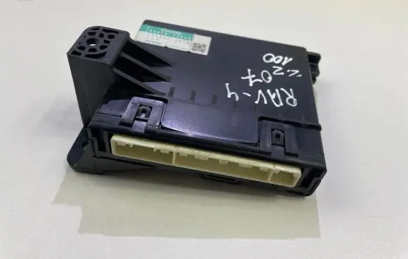 Toyota RAV 4 (XA30) Comfort/convenience module 8865042230 1776002673
