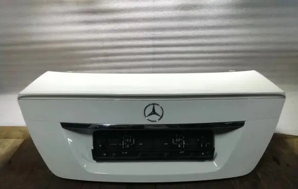 Mercedes-Benz C AMG W204 Tailgate/trunk/boot lid