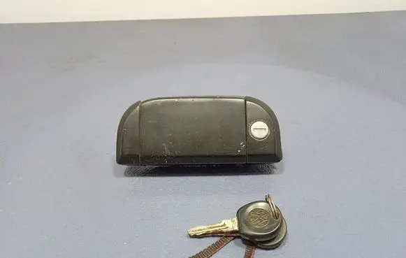 Volkswagen Multivan T4 Front door exterior handle 701837209