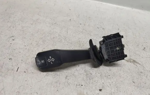 BMW 5 E39 Indicator stalk