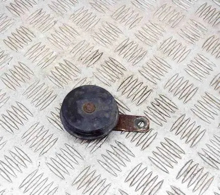 Toyota Land Cruiser (J100) Horn signal