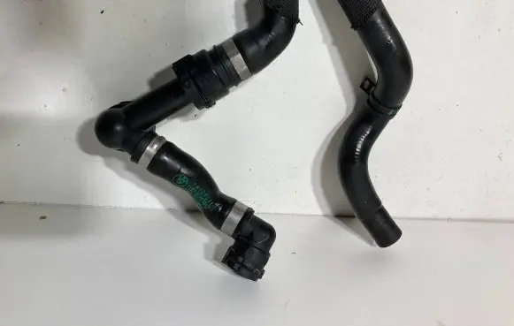 BMW 5 G30 G31 Engine coolant pipe/hose 8518749 11538518749