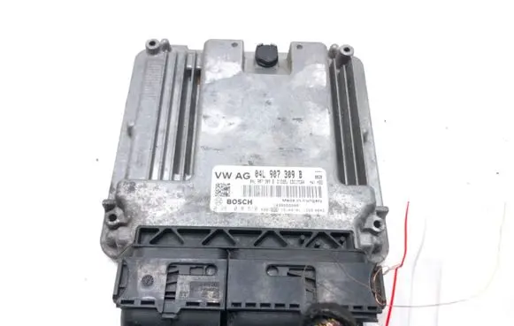Seat Leon (5F) Engine control unit/module ECU 04L987389B