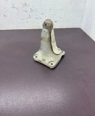 BMW X3 F25 Engine mounting bracket 6784826