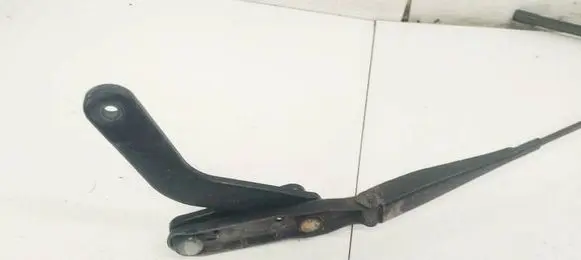 Ford Focus C-MAX Front wiper blade arm 3M5117526CA