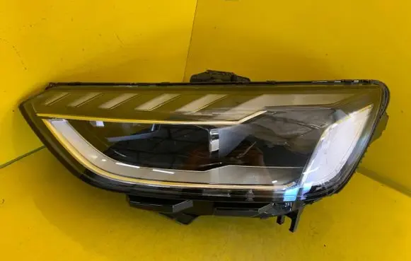 Audi A4 S4 B9 Headlight/headlamp 8W0941033