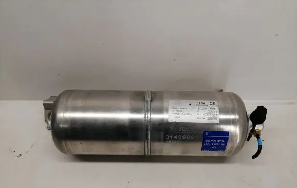 Volvo XC60 Air suspension tank/reservoir 31429963