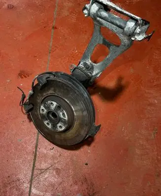 Citroen C5 Front wheel hub spindle knuckle