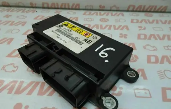 Opel Astra H Airbag control unit/module 13582437