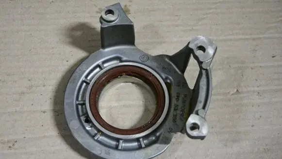 Volkswagen Golf VII Camshaft position sensor 05E109093
