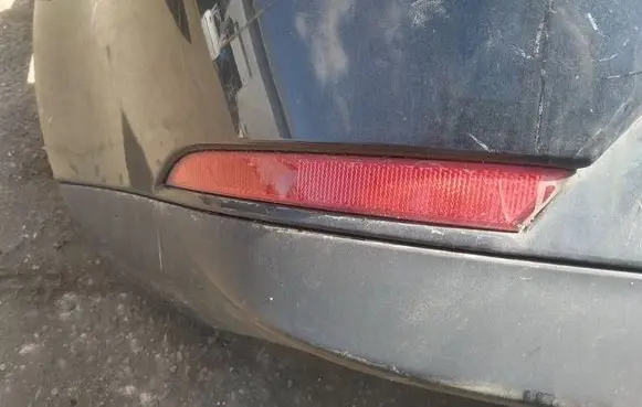 Rear tail light reflector