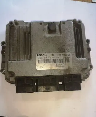 Renault Megane II Engine control unit/module 8200263396 8200285406 0281010769