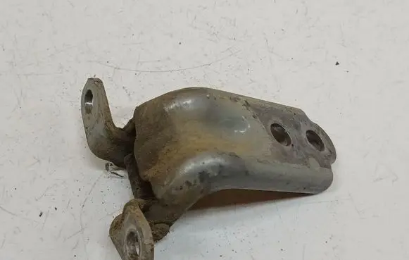 Subaru Forester SH Rear door lower hinge