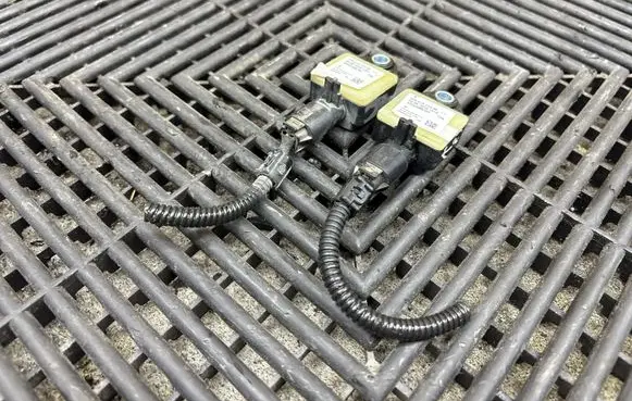 Porsche Panamera (970) Airbag deployment crash/impact sensor 97061822300
