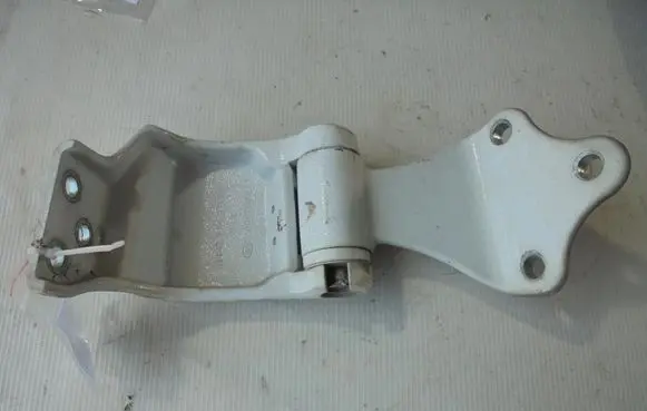 Rear door hinge set