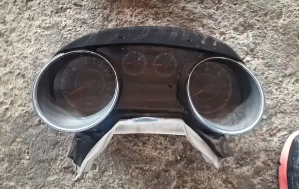 Fiat Bravo Speedometer (instrument cluster) 51761172