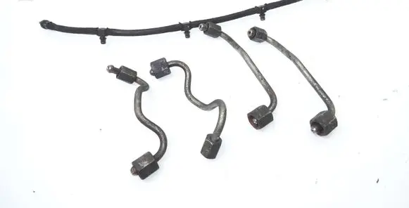 Fuel injector supply line/pipe