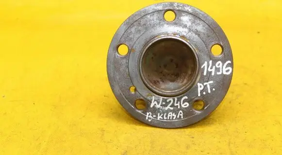 Mercedes-Benz A W176 Rear wheel hub A2463340006