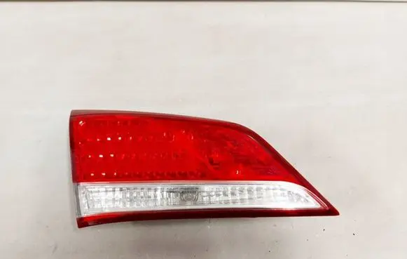 Hyundai i40 Tailgate rear/tail lights 92403-3Z300
