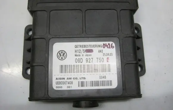 Volkswagen Touareg I Gearbox control unit/module 09D927750N