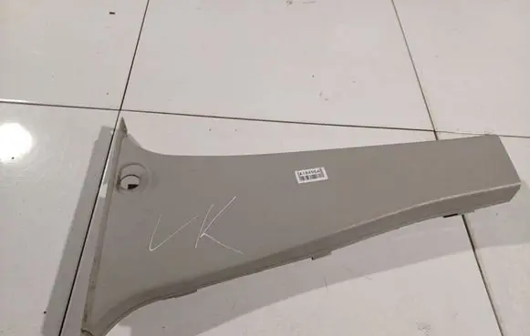 Mercedes-Benz B W245 (B) pillar trim (top) A1696920122