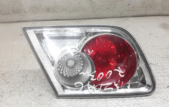 Mazda 6 Tailgate rear/tail lights 22661971