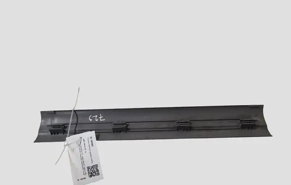 BMW 3 E90 E91 Front sill trim cover 51437058149