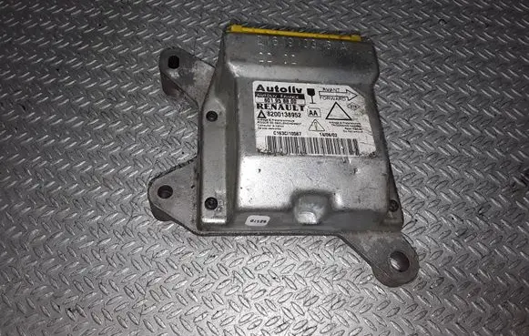 Renault Laguna II Airbag control unit/module 8200138952 601958800