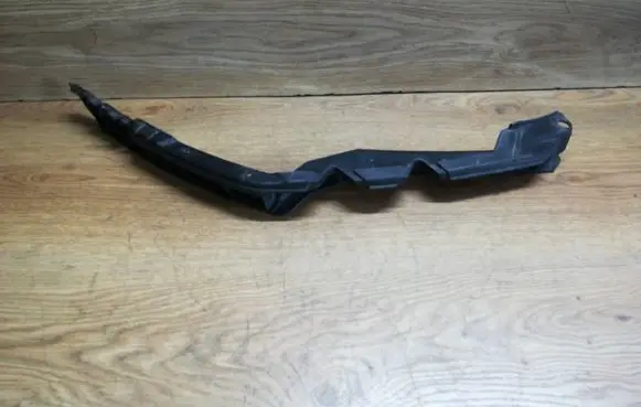 Skoda Octavia Mk2 (1Z) Front bumper mounting bracket 1Z0807184A