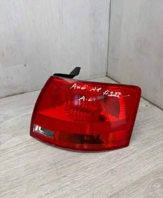 Audi A4 S4 B7 8E 8H Rear/tail lights 8E9945096E 484002 ULO748002